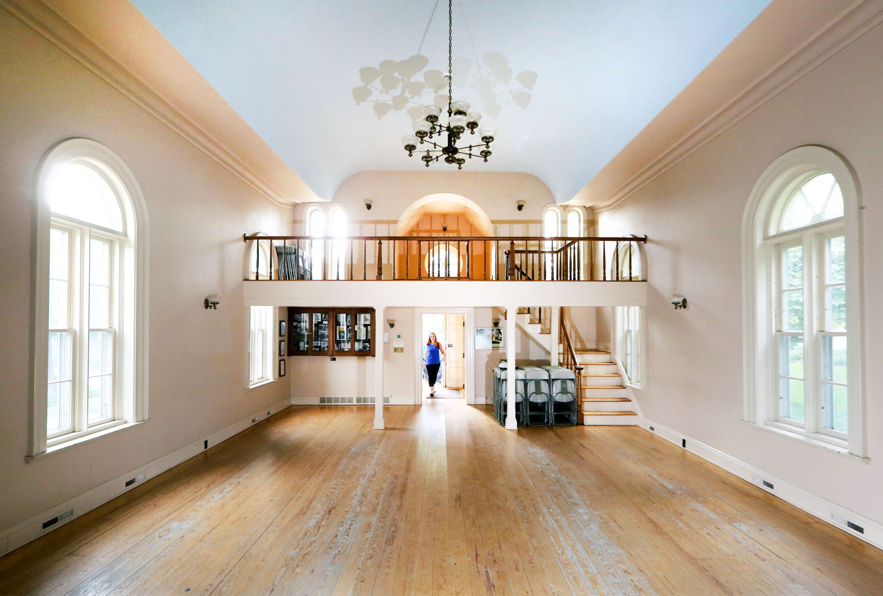 Interior, 2016